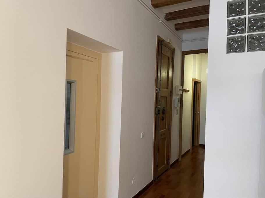Apartamento Winahost Ramblas Barcelona